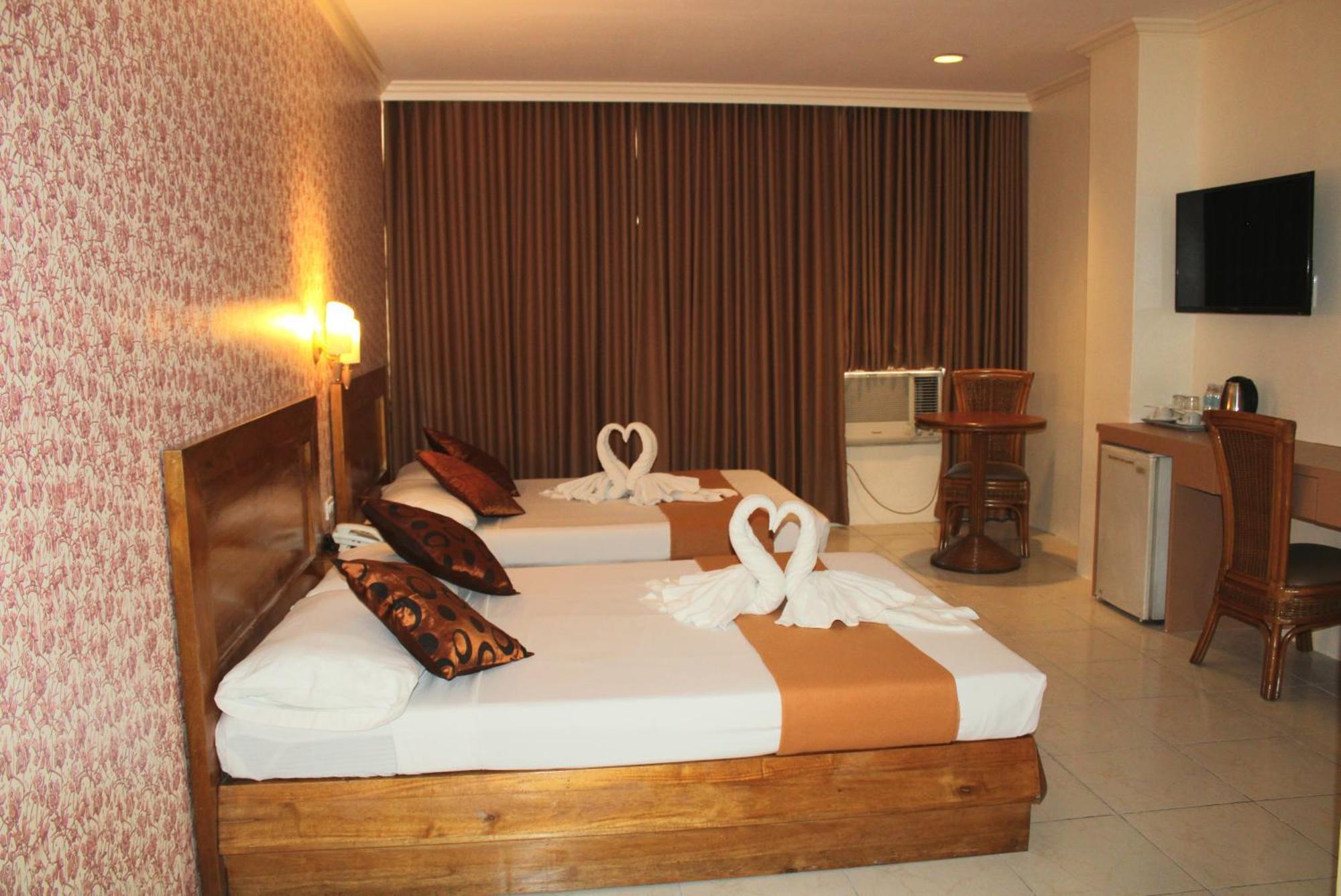 Rosas Garden Hotel Manila Bagian luar foto